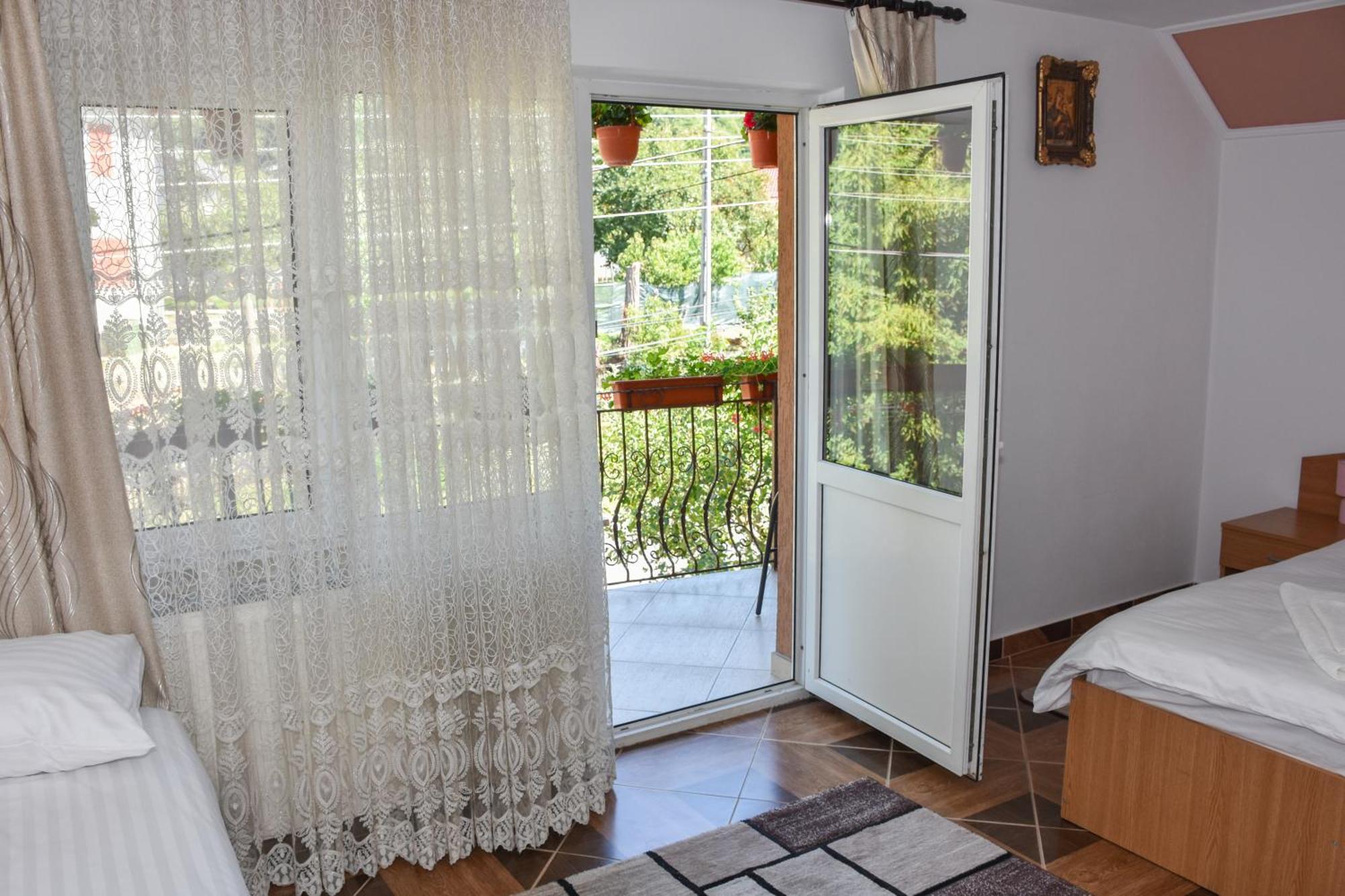 Casa Diana-Maria Curtea de Argeş Exterior foto